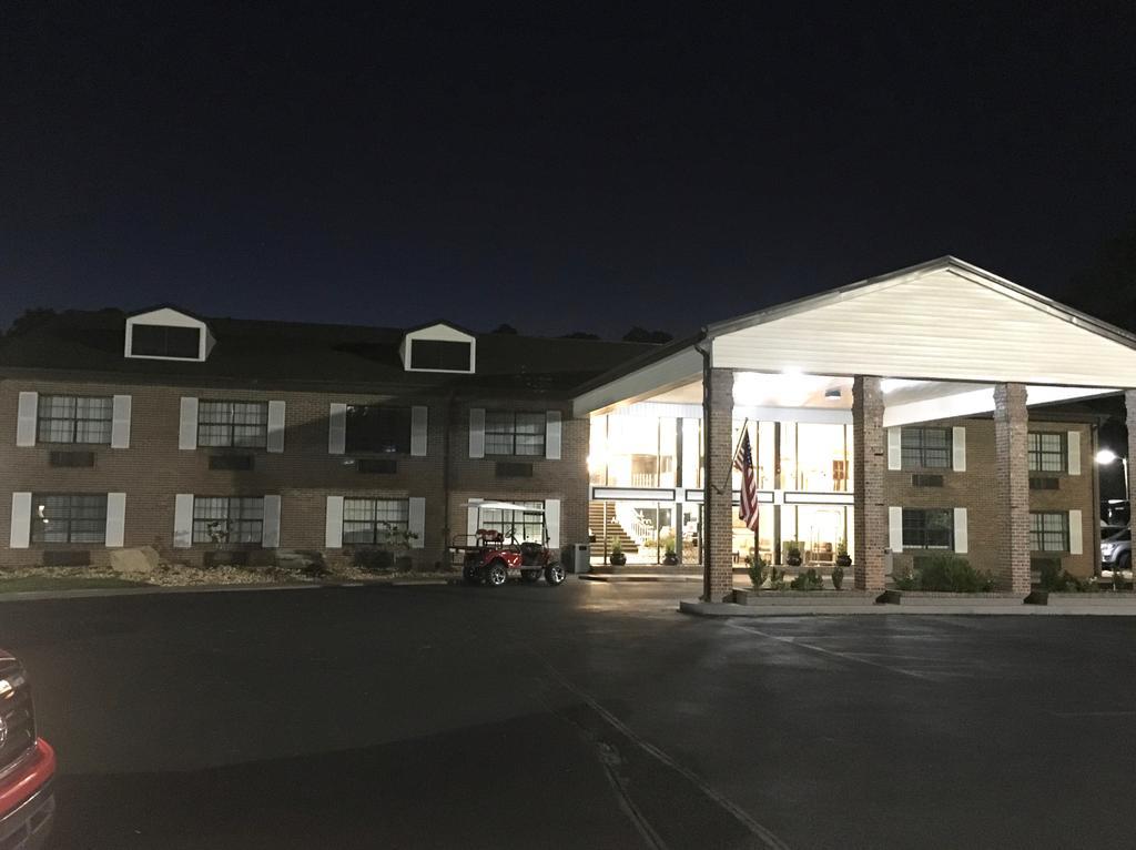 At Home Inn - Pensacola Ferry Pass Exterior photo